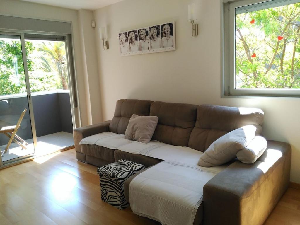 Luxury Flat, 3 Bedrooms, 2 Bathrooms And Swimming Pool Next To The Beach!! Sant Adria de Besos Exterior photo