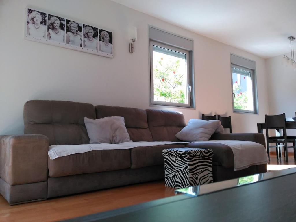 Luxury Flat, 3 Bedrooms, 2 Bathrooms And Swimming Pool Next To The Beach!! Sant Adria de Besos Exterior photo